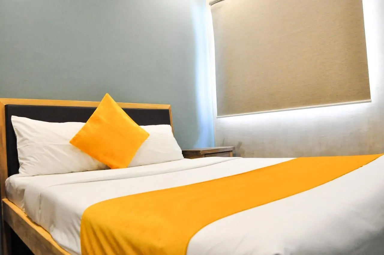 Mikos Suites By Mikos Residences Davao 4*,